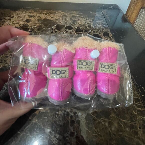 Cutest Dog Booties Ugg Style but DOG! XS! - Picture 2 of 8